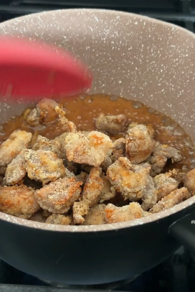 Crispy air-fried chicken added into the honey garlic sauce.